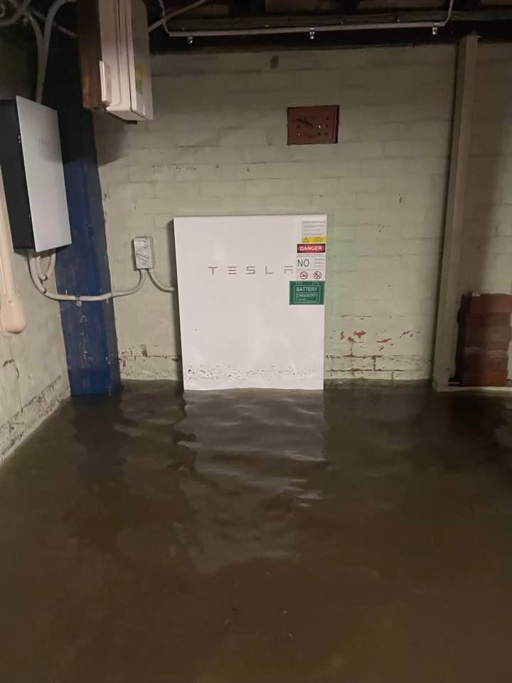 Tesla-powerwall-in-flooded-room